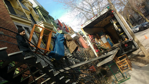 We_Haul_Movers_5832_Boulevard_Saint-Laurent_Montreal_Quebec_H2T1T3_Plateau-Mont-Royal_514-846-8080_front_staircase.jpg