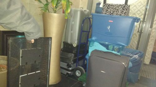 We_Haul_Movers_5832_Boulevard_Saint-Laurent_Montreal_Quebec_H2T1T3_Plateau-Mont-Royal_514-846-8080_move_pic_fr